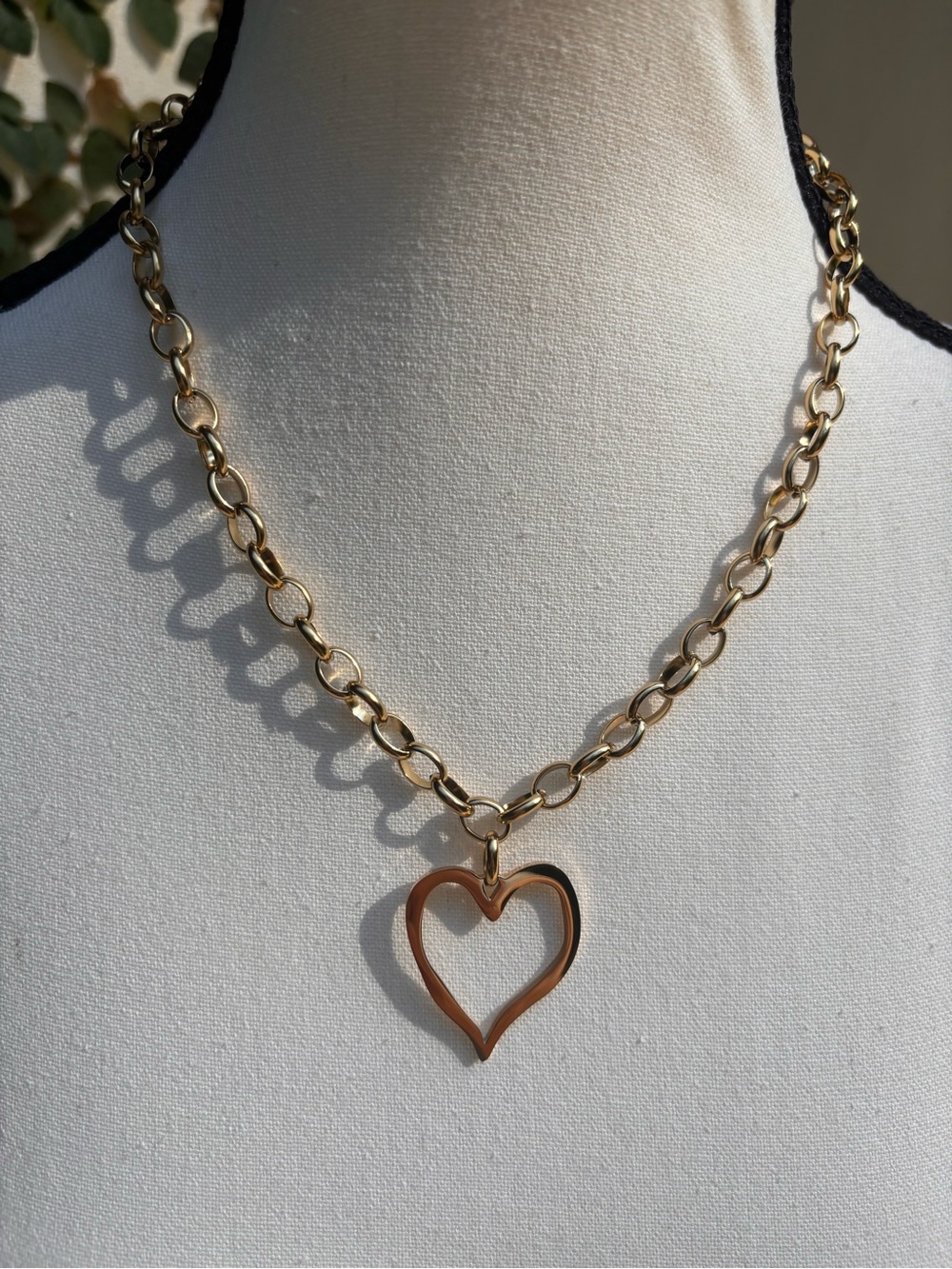 Adorable Gold Heart Trending Boutique Necklace Adjustable Layering